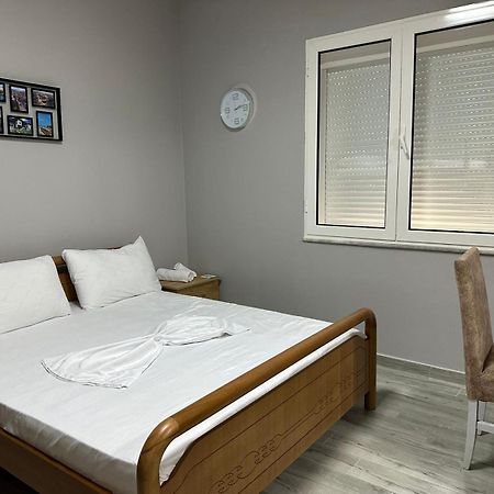 Xhiro N'Shkoder Apartments ภายนอก รูปภาพ
