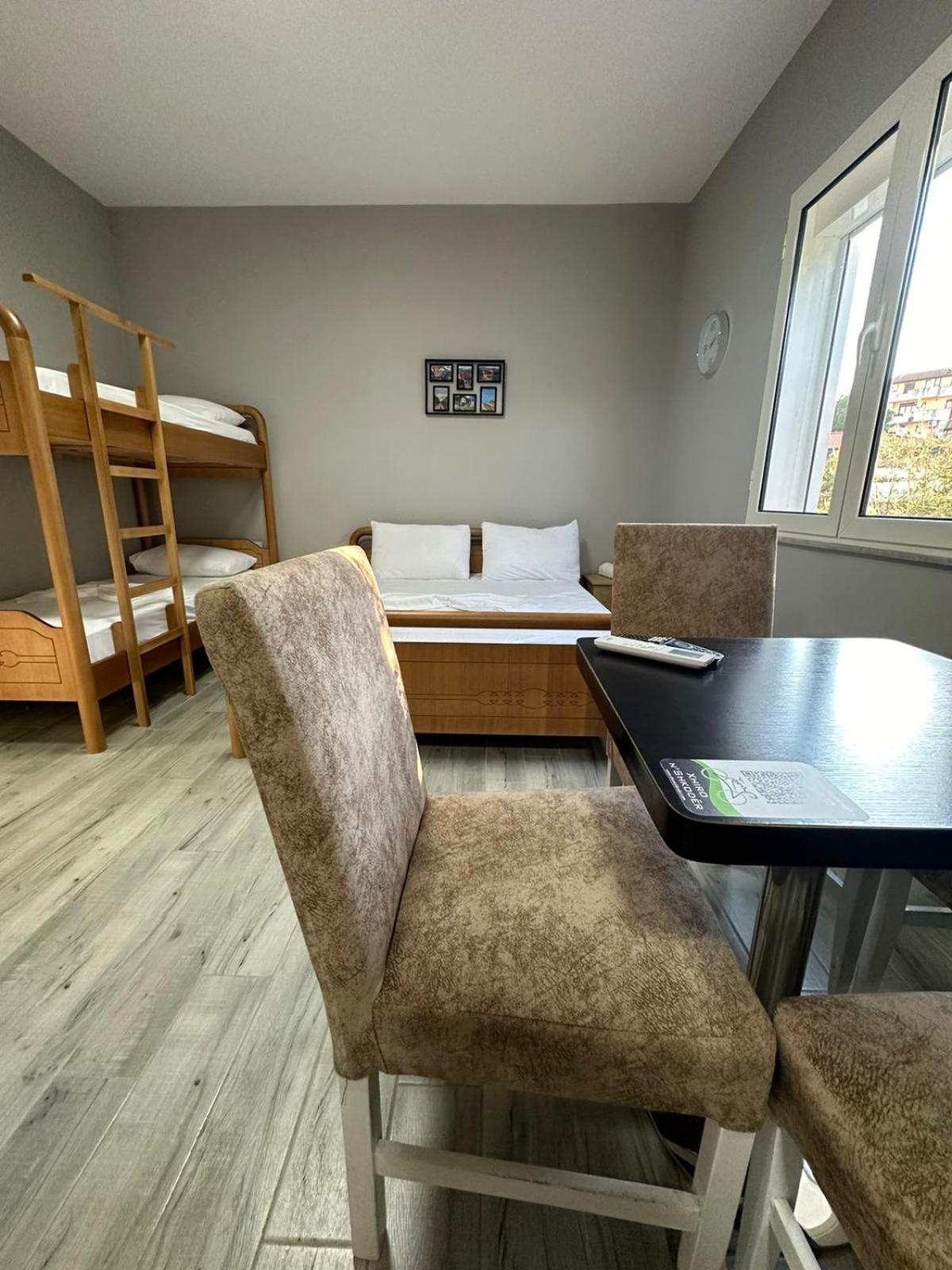 Xhiro N'Shkoder Apartments ภายนอก รูปภาพ